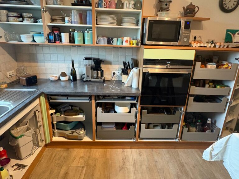 Keuken spuiten voor klant uit Gramsbergen